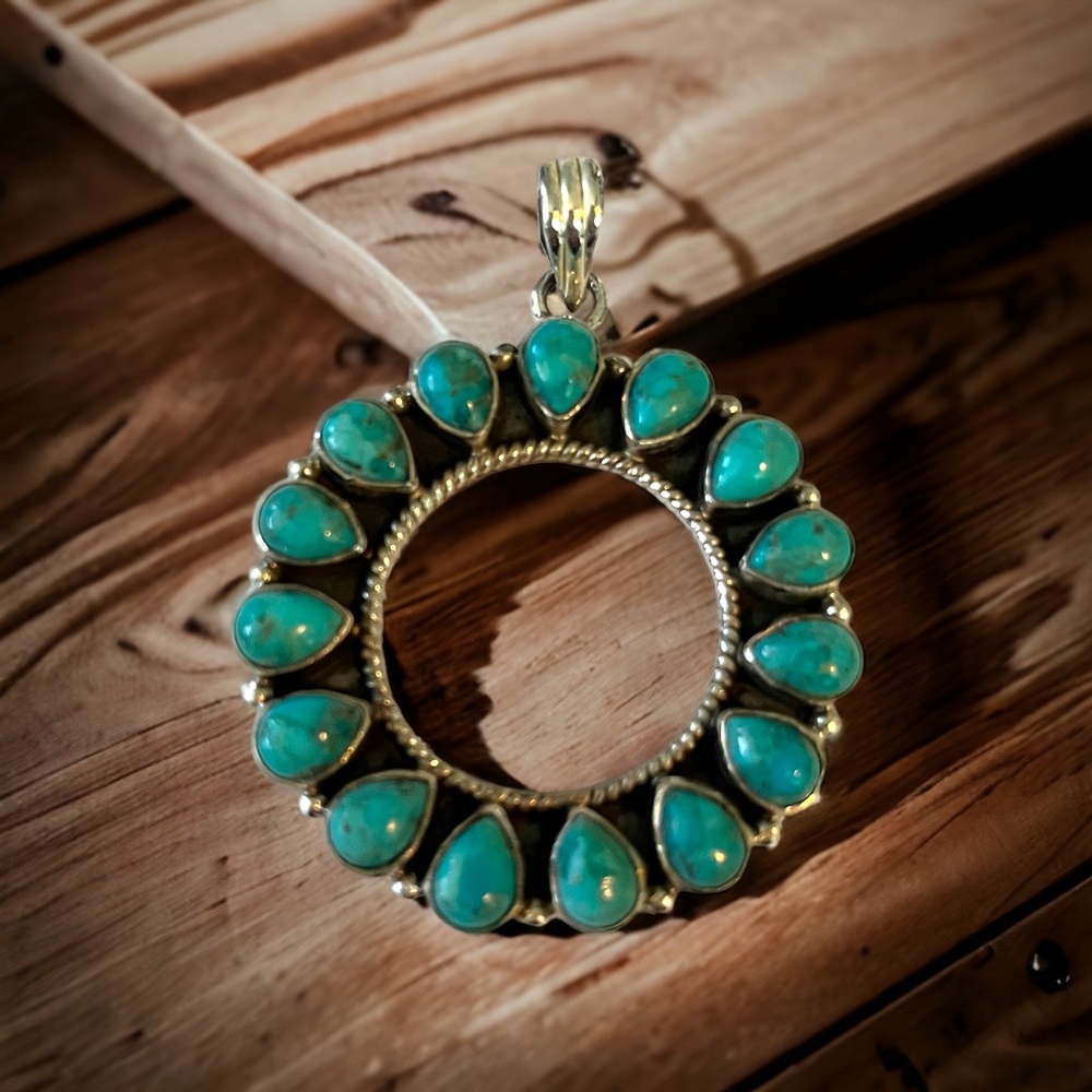 Beautiful Sterling Silver Turquoise Pendant